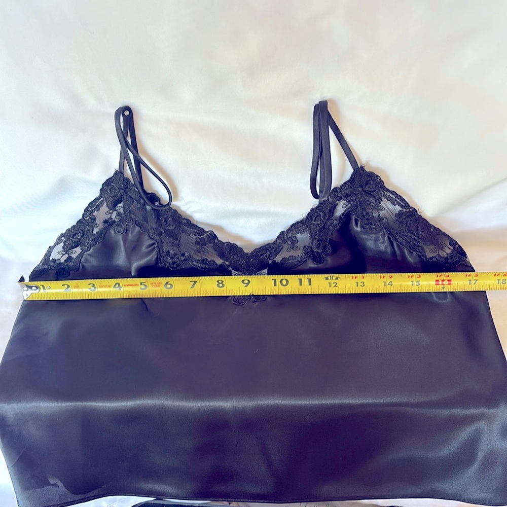 VINTAGE 90’s VICTORIA’S SECRET BEAUTIFUL SEXY CAMI & FLUTTER SHORT SET BLACK M - Picture 10 of 15
